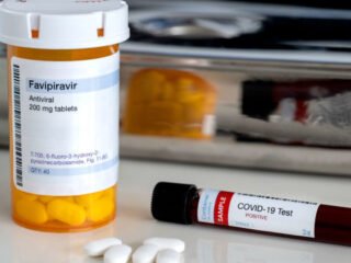 Prof Tjandra: Varian Omicron Mungkin Berdampak pada Obat Pasien COVID-19