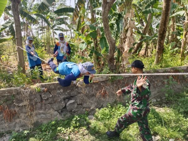 Koramil Ketanggungan Tanamkan Disiplin kepada Siswa Lewat LDKO