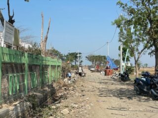 CV Kuat Jaya Garap Proyek Rp 1,8 Miliar di TPA Kaliwlingi Brebes