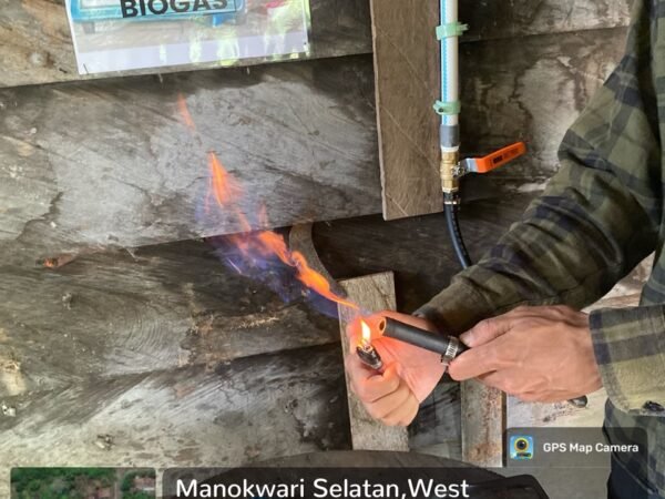 Ubah Limbah Jadi Biogas, Warga Manokwari Selatan Hemat Energi & Biaya