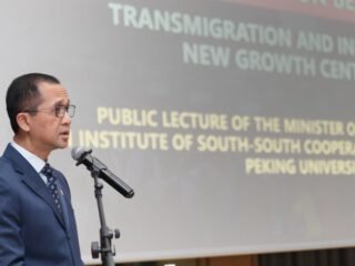 Di Peking University, Mentrans Iftitah Ajak Akademisi Cari Solusi Nyata Pengembangan Kawasan Transmigrasi