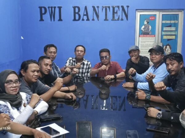 PWI Banten Kecam Dugaan Kekerasan terhadap Wartawan saat Liput Demo di Serang, Desak Pengusutan Transparan